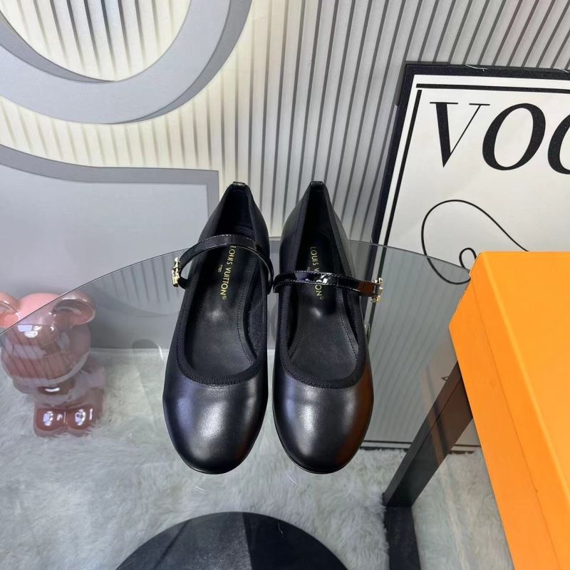 Louis Vuitton Flat Shoes